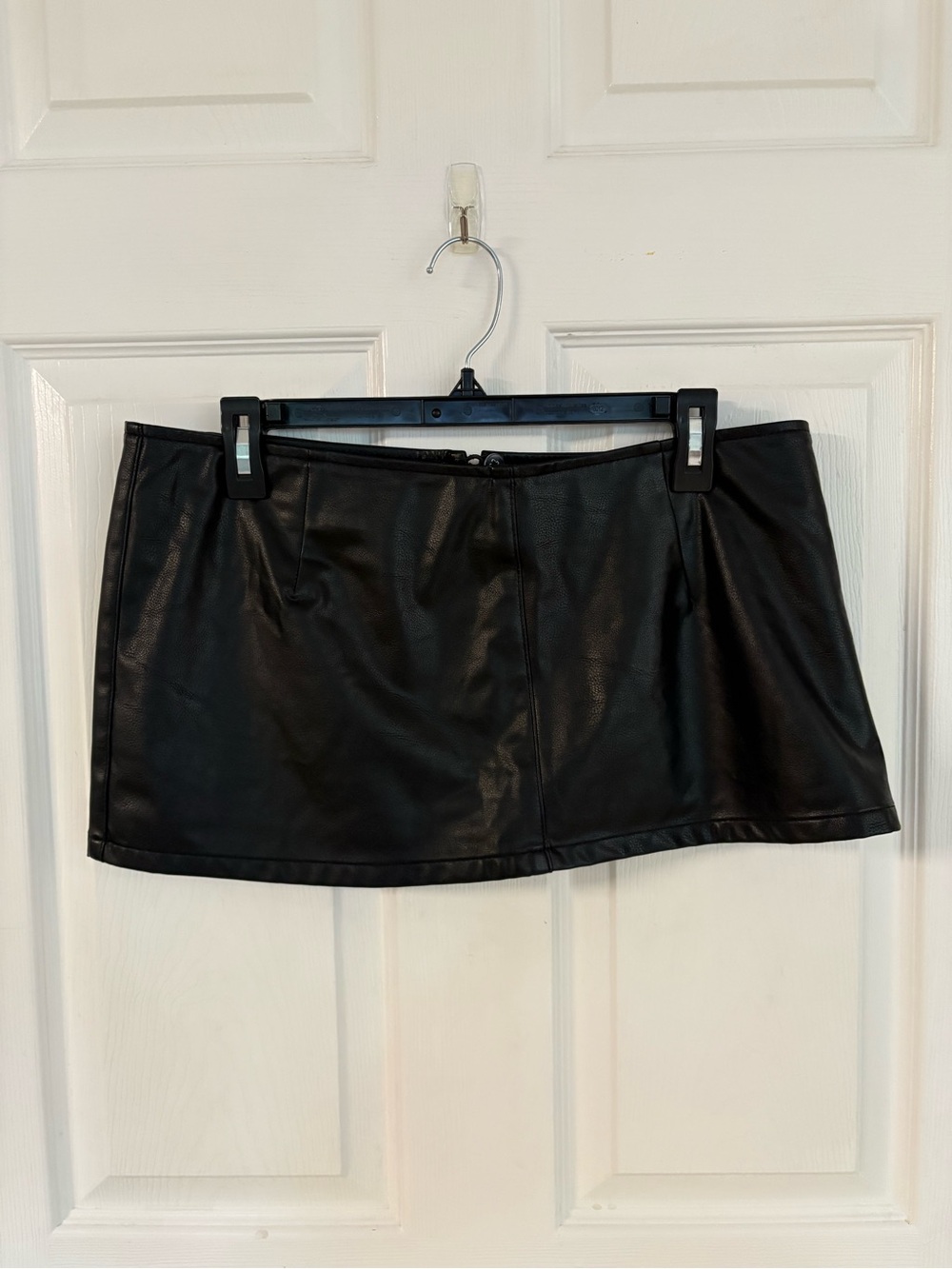 NEW American Eagle Black Faux Leather Mini Skirt
